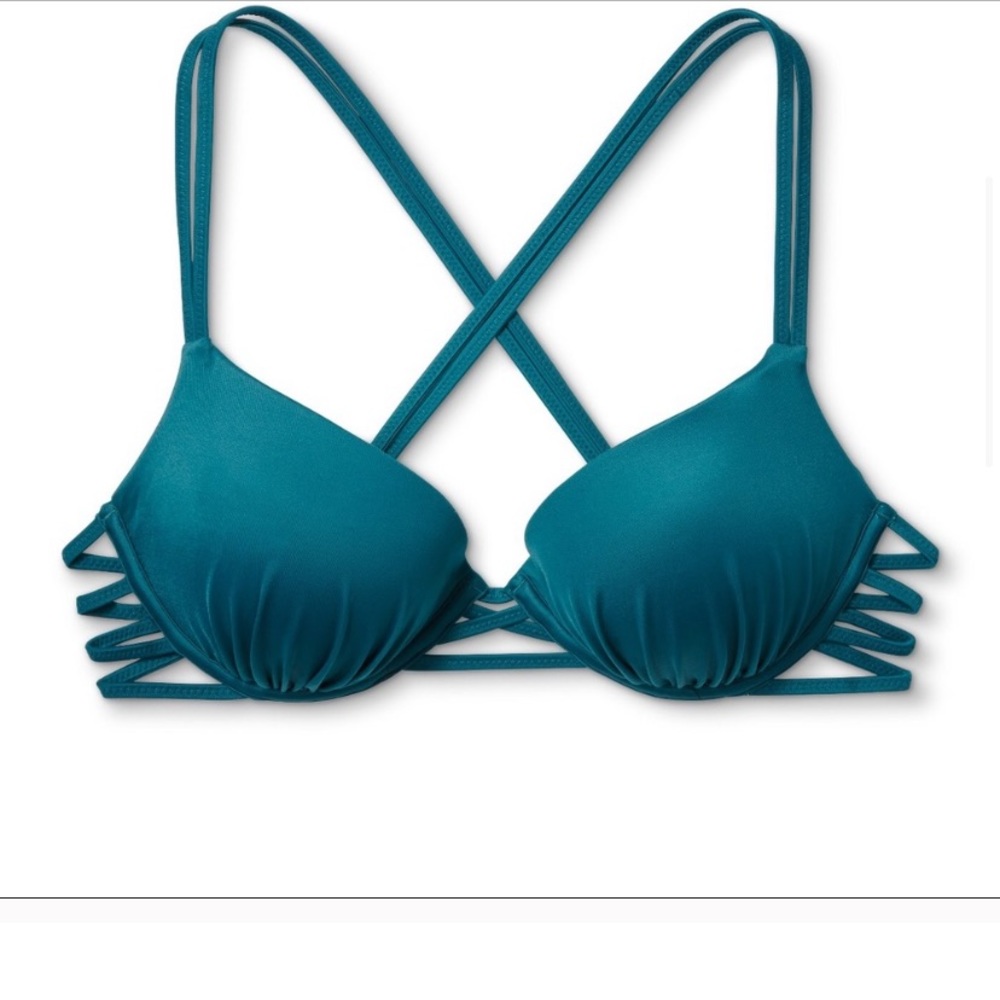 Bikini - Picture 5 of 6